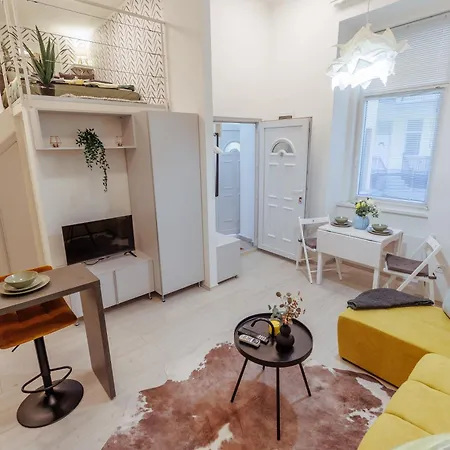 Moonlight * Budapest