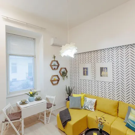 Moonlight Апартаменты